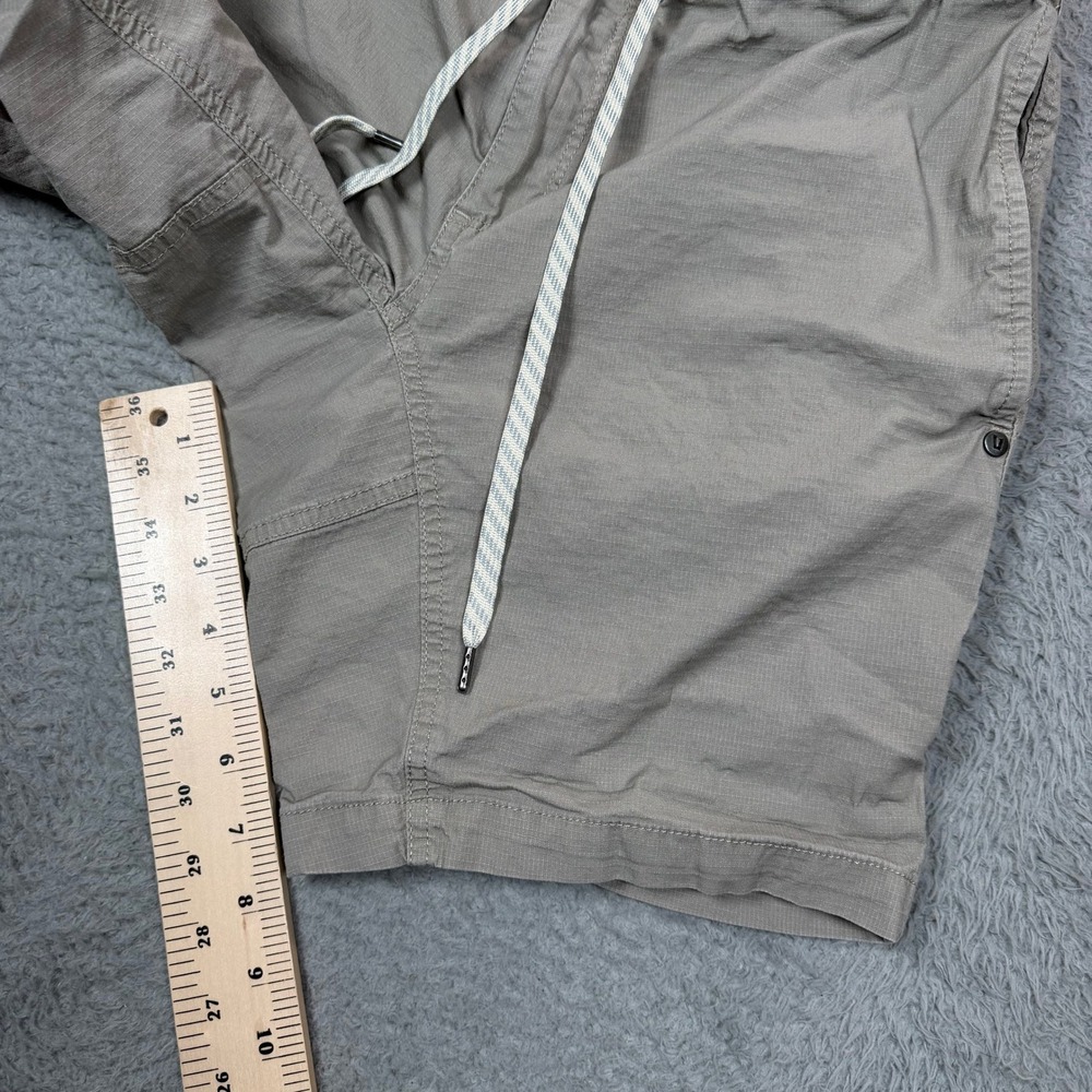 Vuori Mens Ripstop Shorts Khaki Tan Organic Cotton Stretch Utility Size Small - Picture 11 of 11